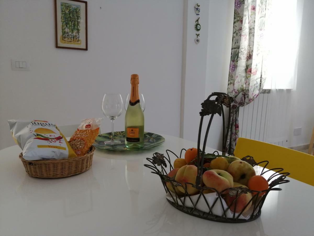 Villa Piera Монделло Экстерьер фото